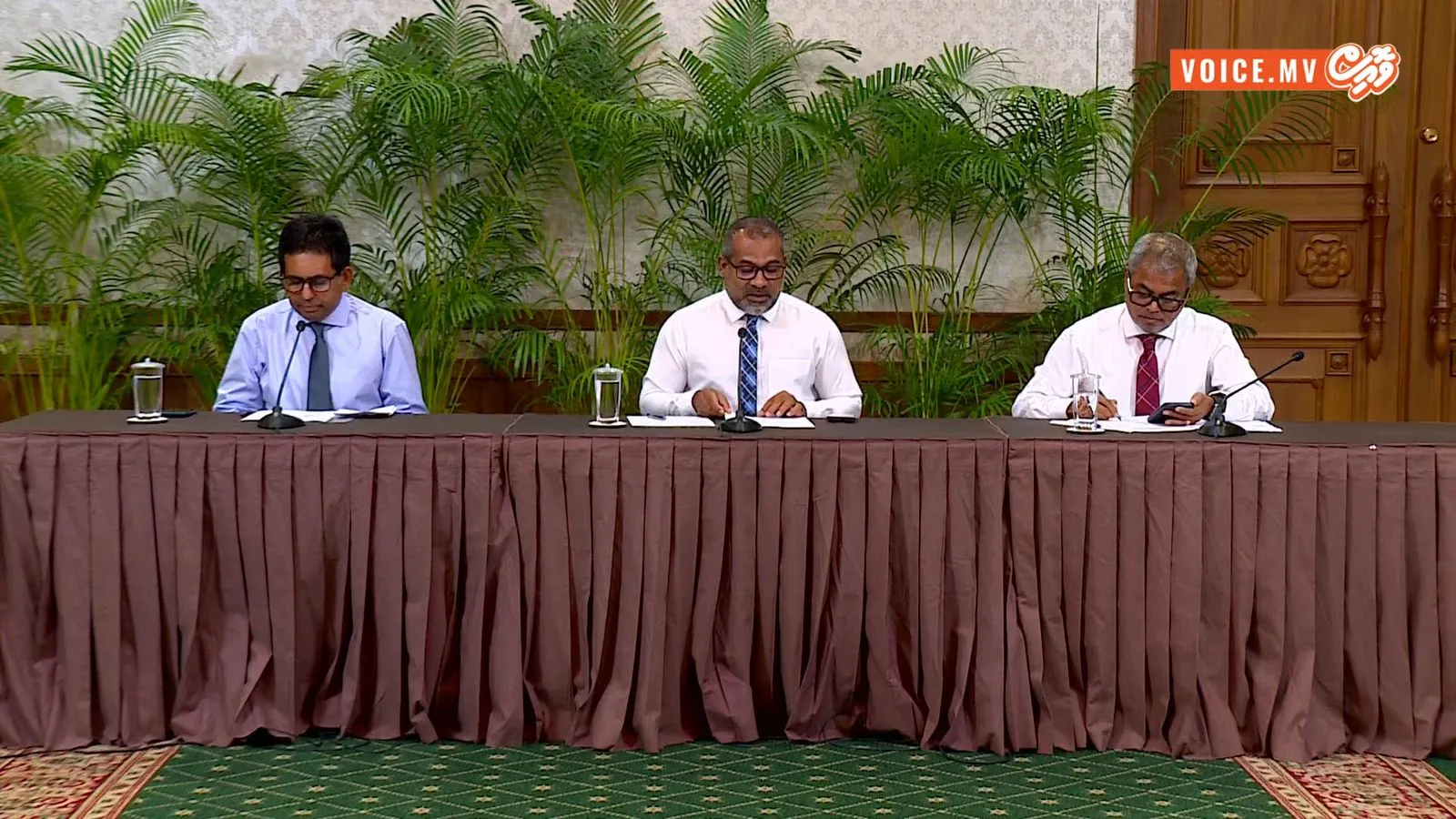 ކަރަންޓާއި ގޭހުގެ އަގުބޮޑުކުރުމުގެ ވިސްނުމެއް ސަރުކާރުގެ ނެތް: ވަޒީރުން