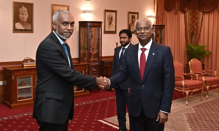 މާދަމާ ވޯޓްލާއިރު ރައްޔިތުންގެ ކުރިމަތީގައި އޮތީ ކޮން ގޮތެއް؟