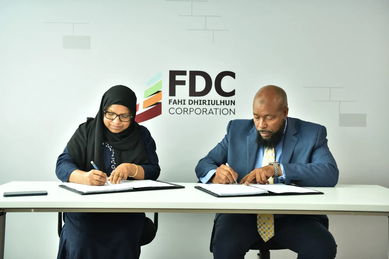 މާލެއާއި އަތޮޅުތެރޭ 4000 ހައުސިންގް ޔުނިޓް އަޅަން އެމެރިކާގެ، އީޕީސީ އަށް!