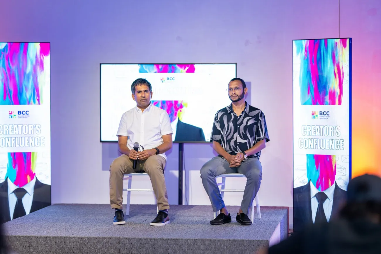 ބީސީސީ ގެ އެމްޑީ ޒިޔާއު އާއި ވަޒީރު ސައީދު-- ފޮޓޯ: މި ނޫސް