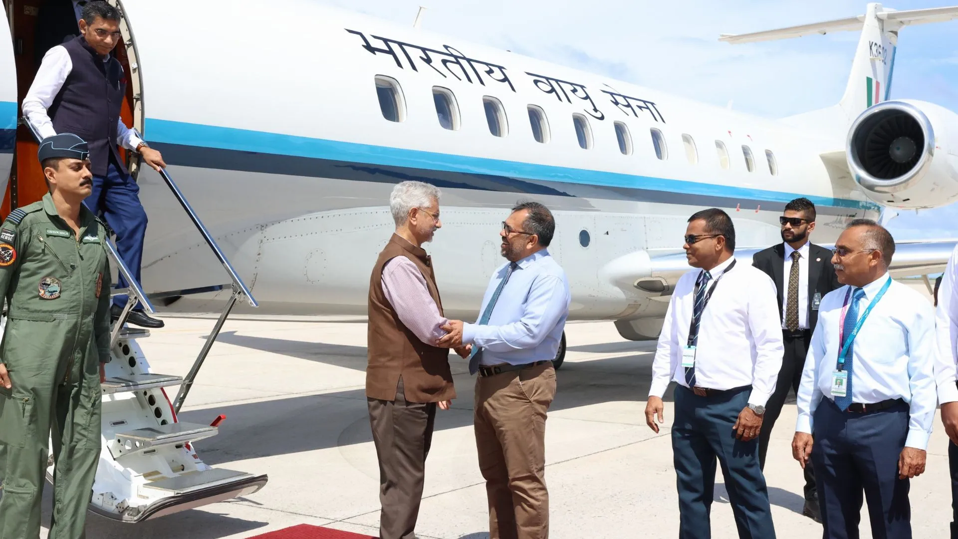 S.Jaishankar arriving in Gan International Airport (Photo/Foreign Ministry)