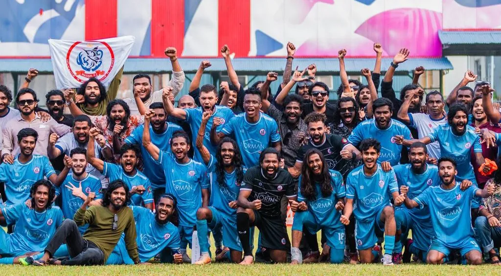 ސެމީ ފައިނަލުގައި ޓެންޓް ބަލިކޮށް މަސްއޮޑިން ފުރަތަަމަ ޑިވިޝަނުގެ ޖާގައެއް ކަށަވަރުކޮށްފި