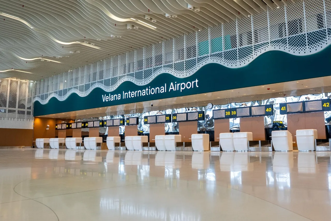 New Terminal Brings Premium Upgrade for Airport Representatives, Not Elimination