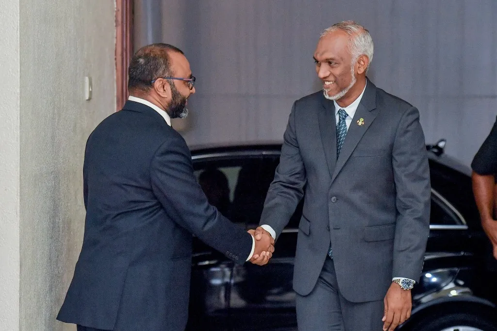 ރާއްޖޭގައި މީހުން ދިރިއުޅޭ ކޮންމެ ރަށެއްގައި ކީރިތި ޤުރުއާނާ ބެހޭ މަރުކަޒުގެ ގޮތްޕެއް ޤާއިމްކުރުމަށް ވާނީ ފަށާފައި: ރައީސް މުޢިއްޒު