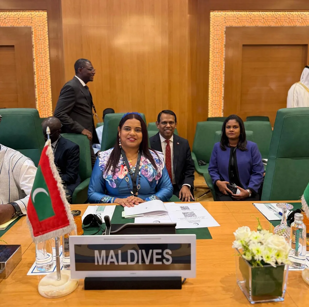 ފަލަސްތީނުގެ މައްސަލައަށް ހައްލުހޯދުމަށް ކުރާ މަސައްކަތް ހަރުދާނަކުރުމަށް އިރުތިޝާމް ގޮވާލައްވައިފި