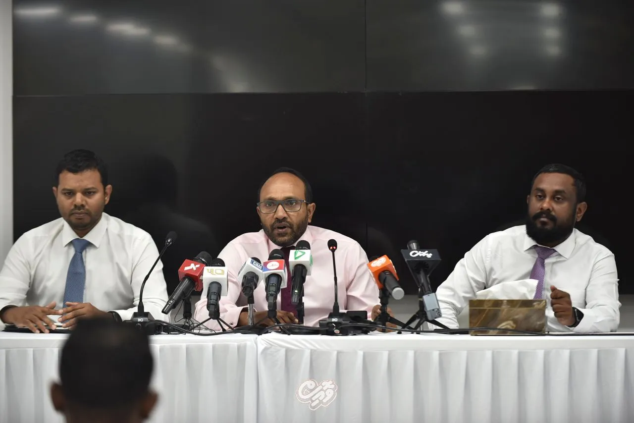 ސުޕްރިމް ކޯޓުގެ ނިންމުމާއެކު ފުއްގިރި މައްސަލަ ކާމިޔާބުކުރަން ފަސޭހަވާނެ: ރައީސް ޔާމިނުގެ ޤާނޫނީ ޓީމު