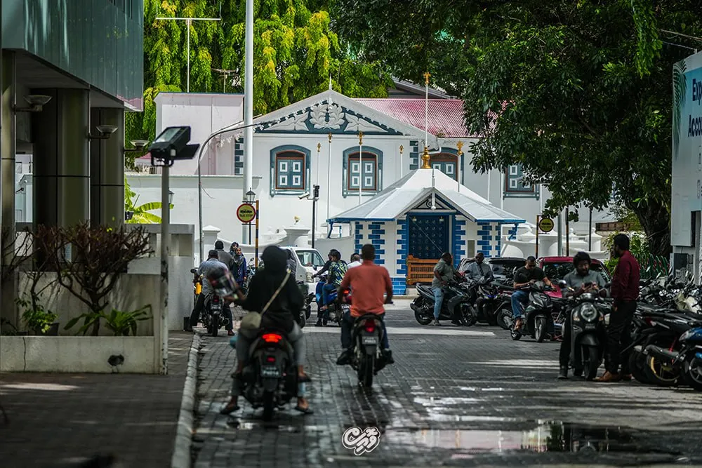 މާލޭ މަގުމަތި: ފޮޓޯ/ ވޮއިސް