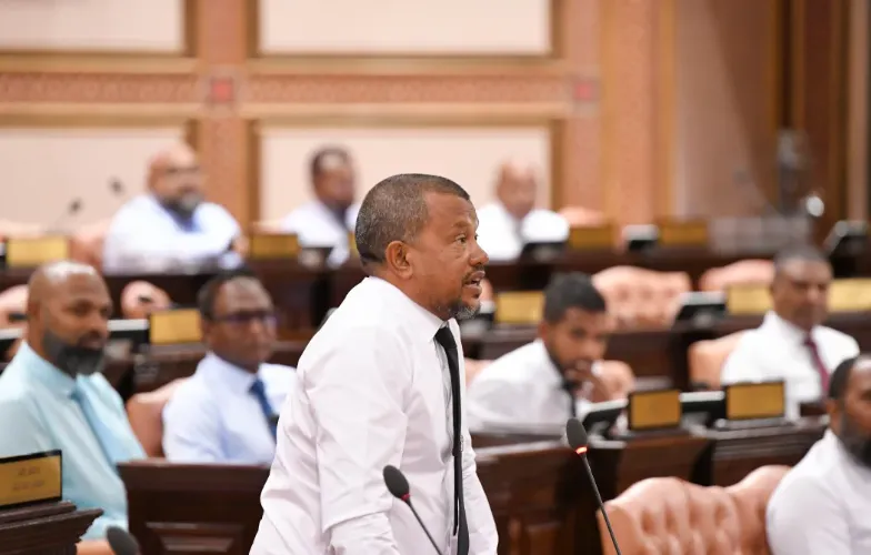 ގަލޮޅު އުތުރު ދާއިރާގެ މެންބަރު މުހައްމަދު އިބްރާހީމް (ކުޑޫ): ފޮޓޯ/ މަޖިލިސް