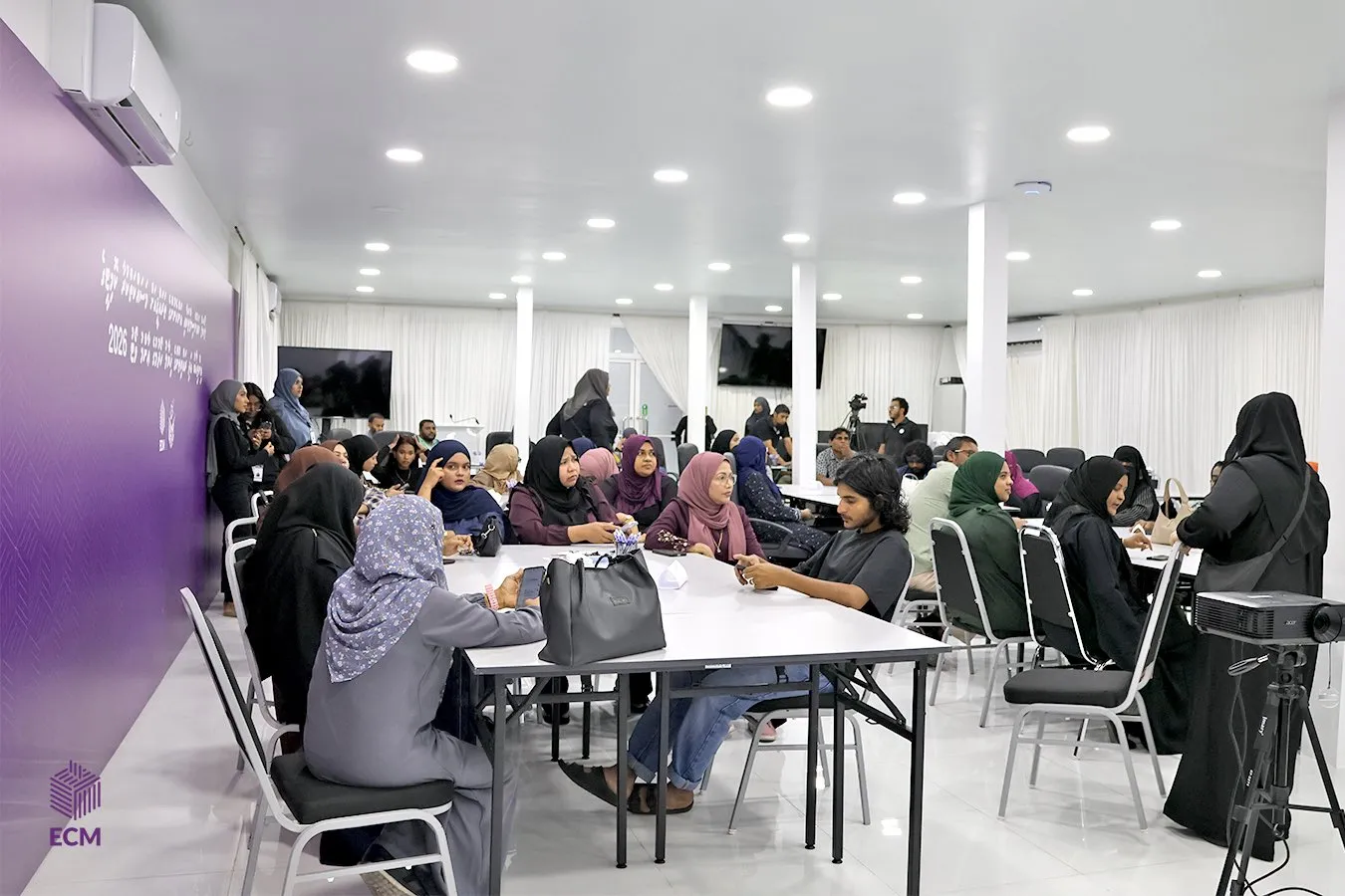 ކައުންސިލް އިންތިހާބުގެ ދެވަނަ ބުރުގެ ވޯޓުލުން ކުރިއަށް