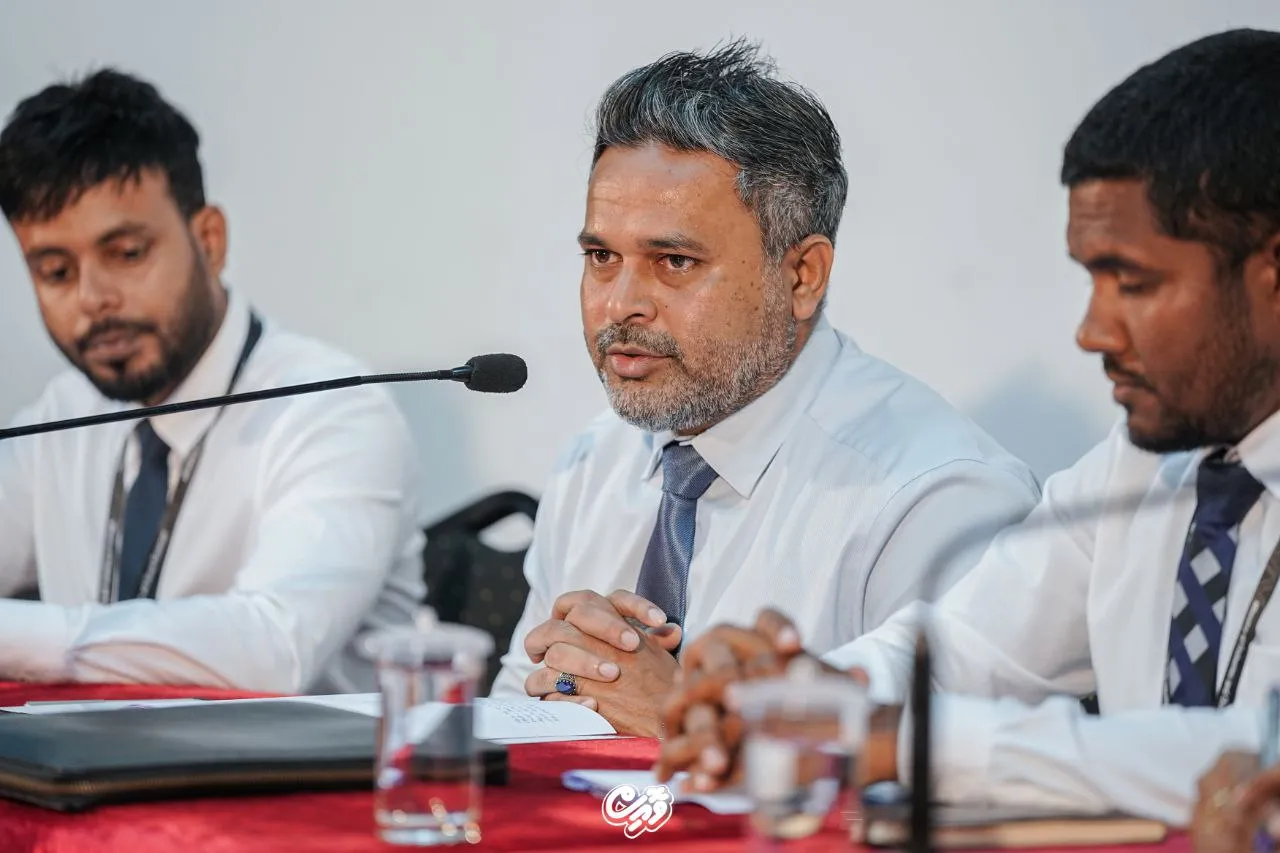 މަސްވެރިކަމާއި ކަނޑުގެ ވަސީލަތްތަކާ ބެހޭ ވަޒީރު އަޙްމަދު ޝިޔާމް-- ފޮޓޯ: ވޮއިސް