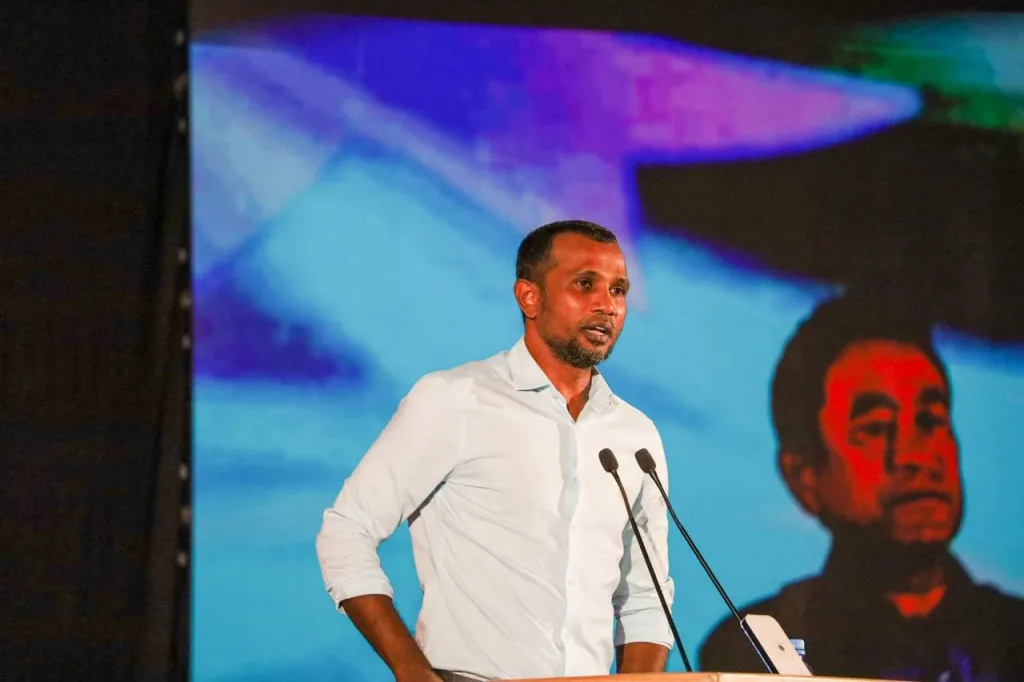ޞާލިހުގެ ވެރިކަން ބަދަލުކަން ދަ ޑިމޮކްރެޓްސްއިން ތާއީދުކުރަންވީ ރައީސް ޔާމިނަށް: ތާރިގު