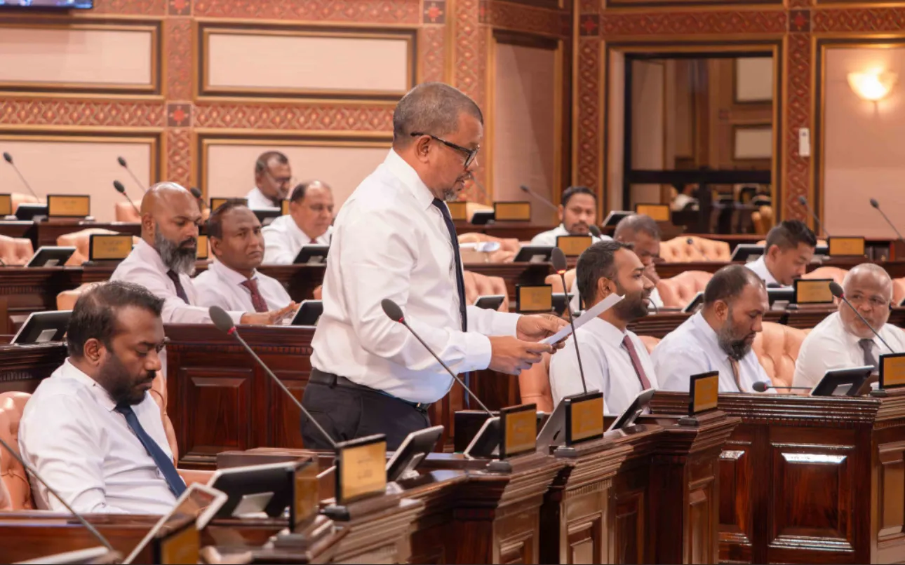ގަލޮޅުއުތުރު ދާއިރާގެ އެމްޑީޕީއަށް ނިސްބަތްވެވަޑައިގަންނަވާ މެންބަރު މުހައްމަދު އިބްރާހީމް (ކުޑޫ)