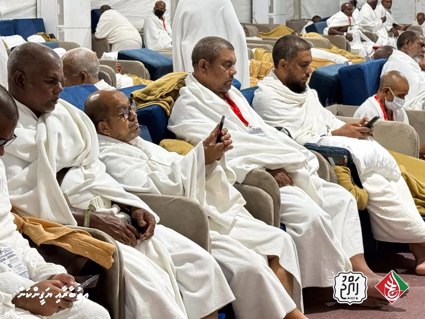 ދިވެހި ހުރިހާ ހައްޖާޖީން ޢަރަފާތު ބިމުގައި، ޢަރަފާތު ބިމުގެ ހޫނުމިން 40 ޑިގްރީން މަތީގައި