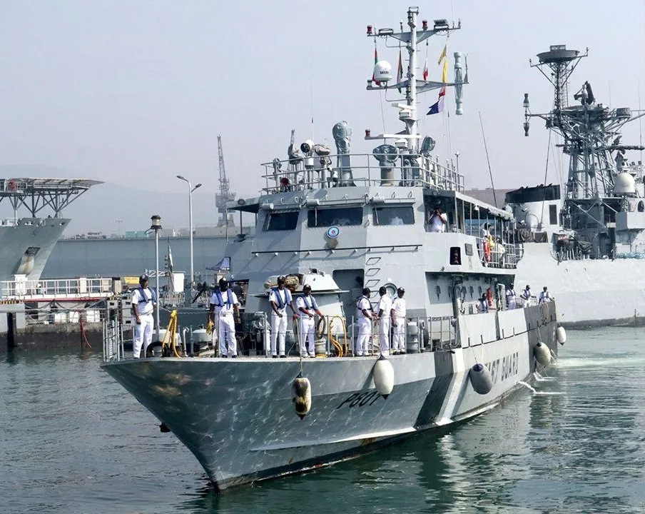 ސިފައިންގެ މަނަވަރު ހުރަވީ އިންޑިއާގައި