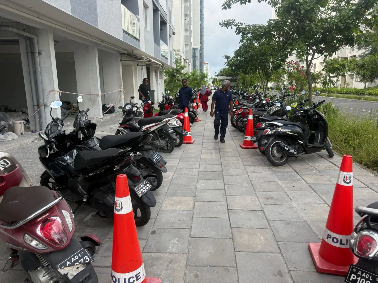 ހުޅުމާލޭގެ ދުވާރުތައް މަތީގައި ޕާކު ނުކުރަން ފުލުހުންގެ އިލްތިމާސެއް