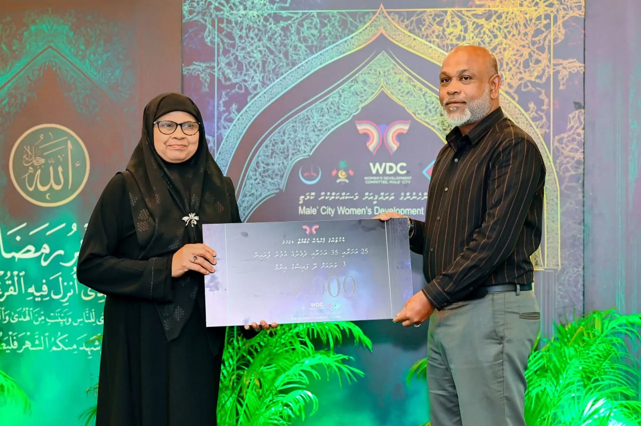 ގުރުއާން މުބާރާތުގެ ނަތީޖާ ފާޅުކުރުން-- ފޮޓޯ: މާލެ ސިޓީ ކައުންސިލް