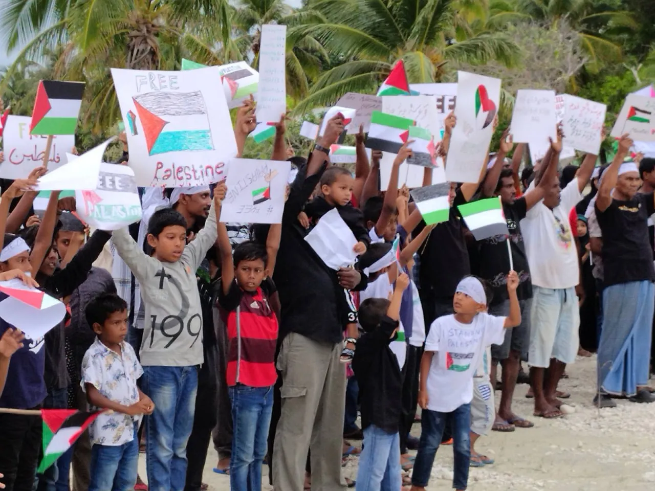 އަނގޮޅިތީމު ރައްޔިތުންގެ ފަރާތުން ފަލަސްތީނަށް އެހީވުމަށް އެއް ލައްކަ ރުފިޔާ