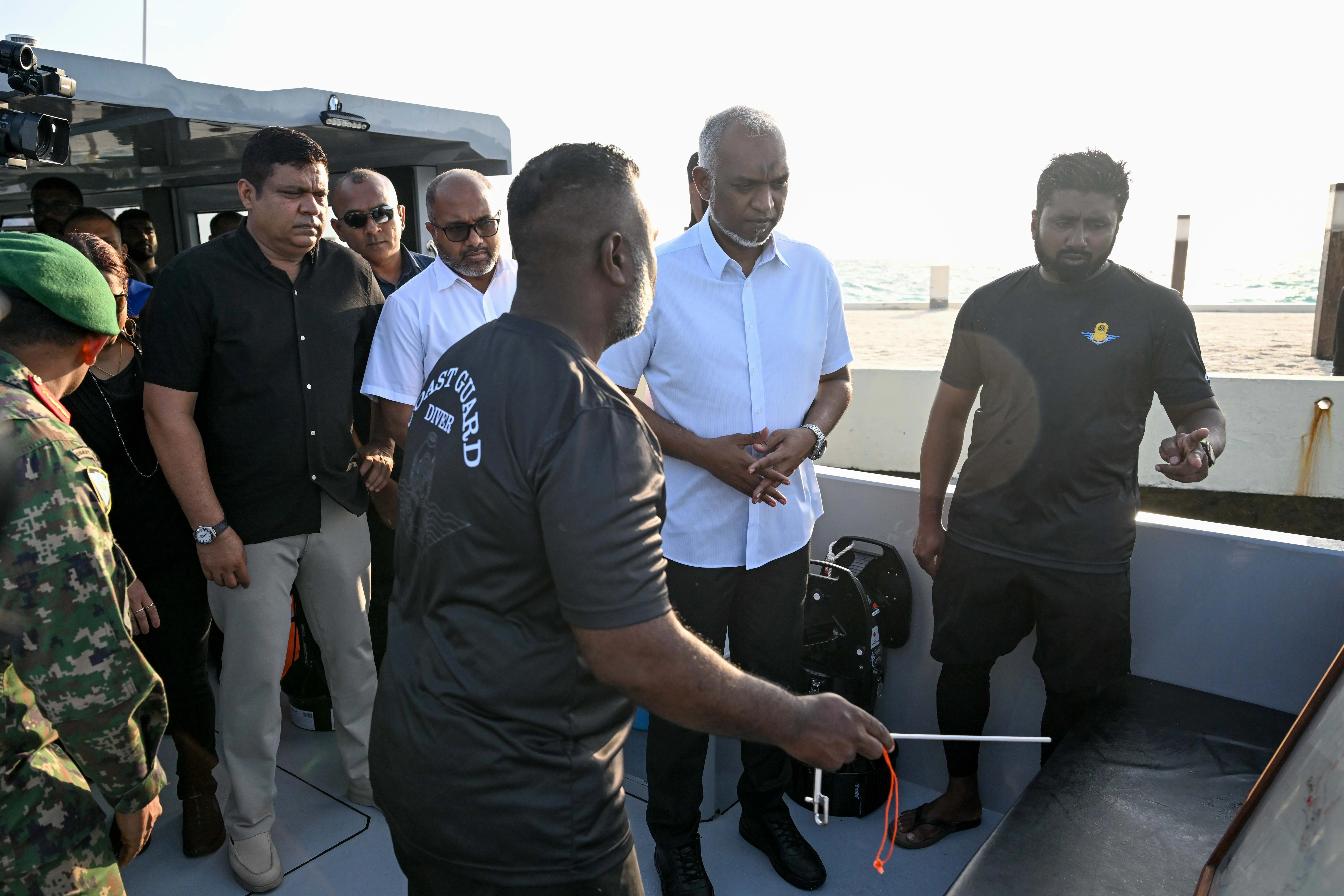 ކޭވްއަށް ޑައިވްކުރުމުގެ ޤާބިލިއްޔަތު ސިފައިންގެ ނެތްކަން ރައީސަކަށް އެނގިވަޑައެއް ނުގަންނަވާ: ތަރުޖަމާނު