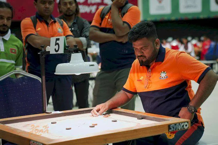 Prashant More from India (Photo/ Carrom Association of Maldives)