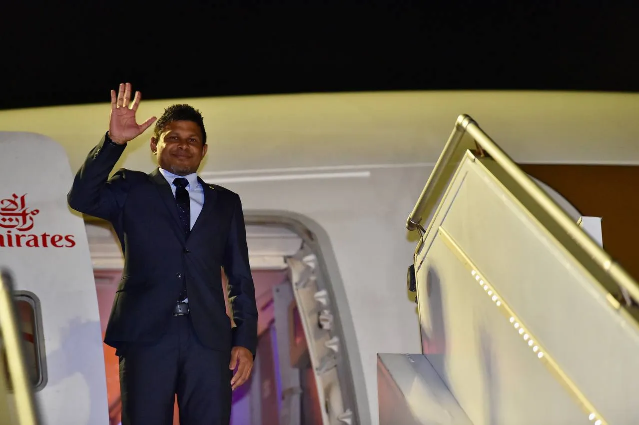ރައީސުލްޖުމްހޫރިއްޔާގެ ނާއިބު އުގަންޑާއަށް ފުރާވަޑައިގަތުން-- ފޮޓޯ/ރައީސް އޮފީސް