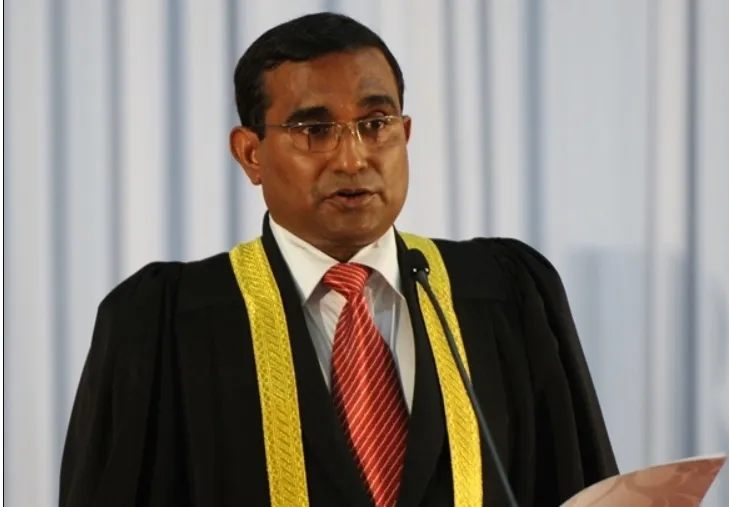 ކުރީގެ އުއްތަމަ ފަނޑިޔާރު އަހުމަދު ފާއިޒް ހުސައިން