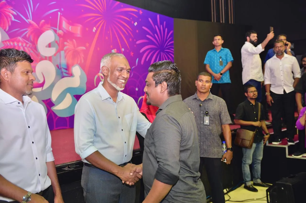 ޑރ. މުޢިއްޒު ކުރައްވާނީ ހުރިހާ ދާއިރާއަކުންވެސް ގައުމަށް ނަފާވާނެ ވެރިކަމެއް: ޕީއެންސީ ސެނެޓަރ ޝިފާޒު