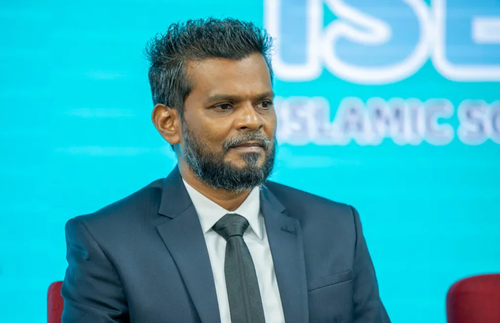 އިދިކޮޅުން މަސައްކަތް ކުރަނީ ރައްޔިތުންގެ މަސްލަހަތާ ދެކޮޅަށް: ޝަކީލް