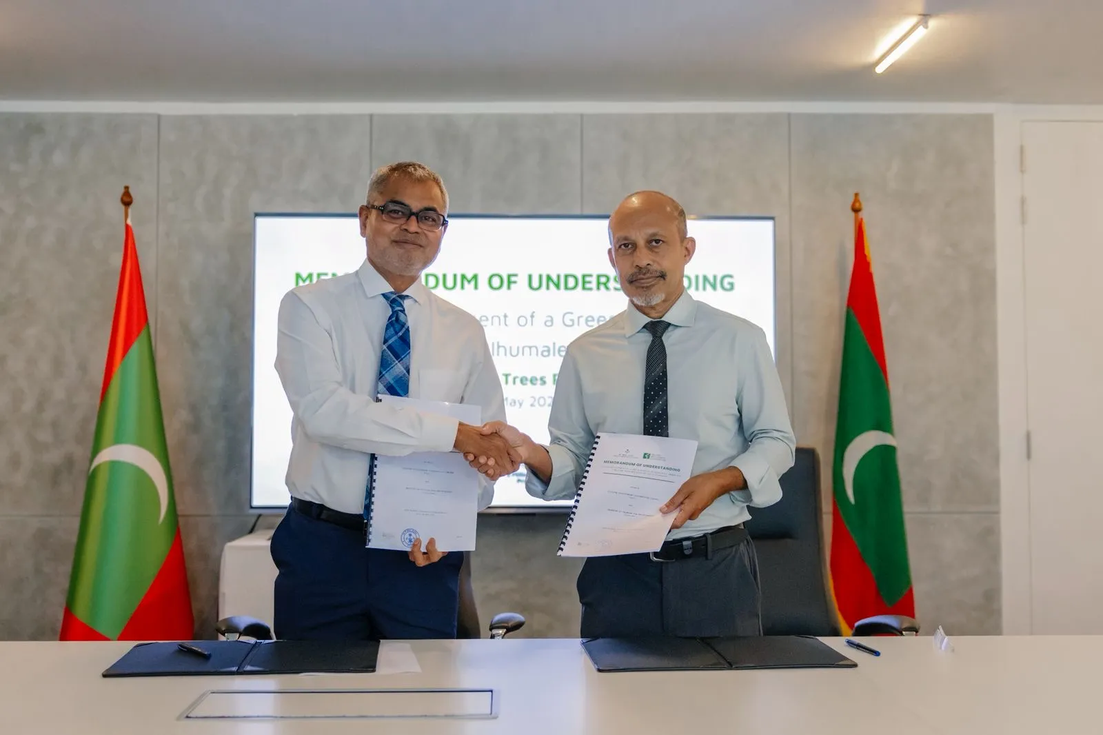 ފަރުކޮޅުފުށީގައި ނާސަރީއެއް ތަރައްގީކުރުމަށް އެމްއޯޔޫއެއްގައި ސޮއިކޮށްފި