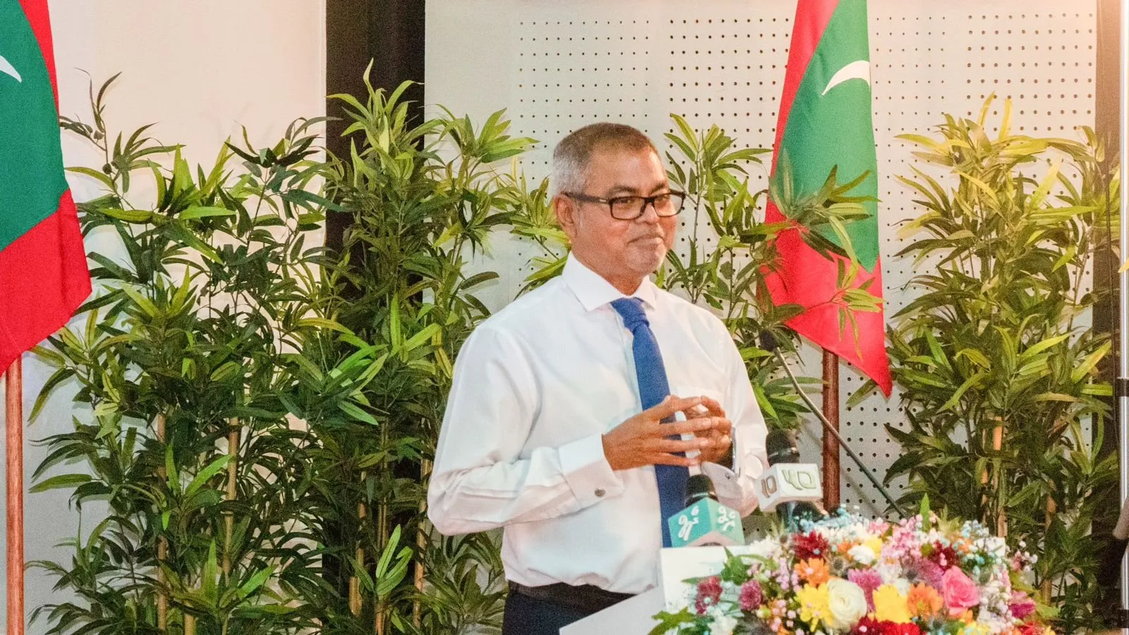 އައިރީނާގެ ރާއްޖޭގެ މަންދޫބުކަމަށް ތޯރިގް ހަމަޖެއްސުމަށް މަޖިލީހަށް ހުށަހަޅައިފި
