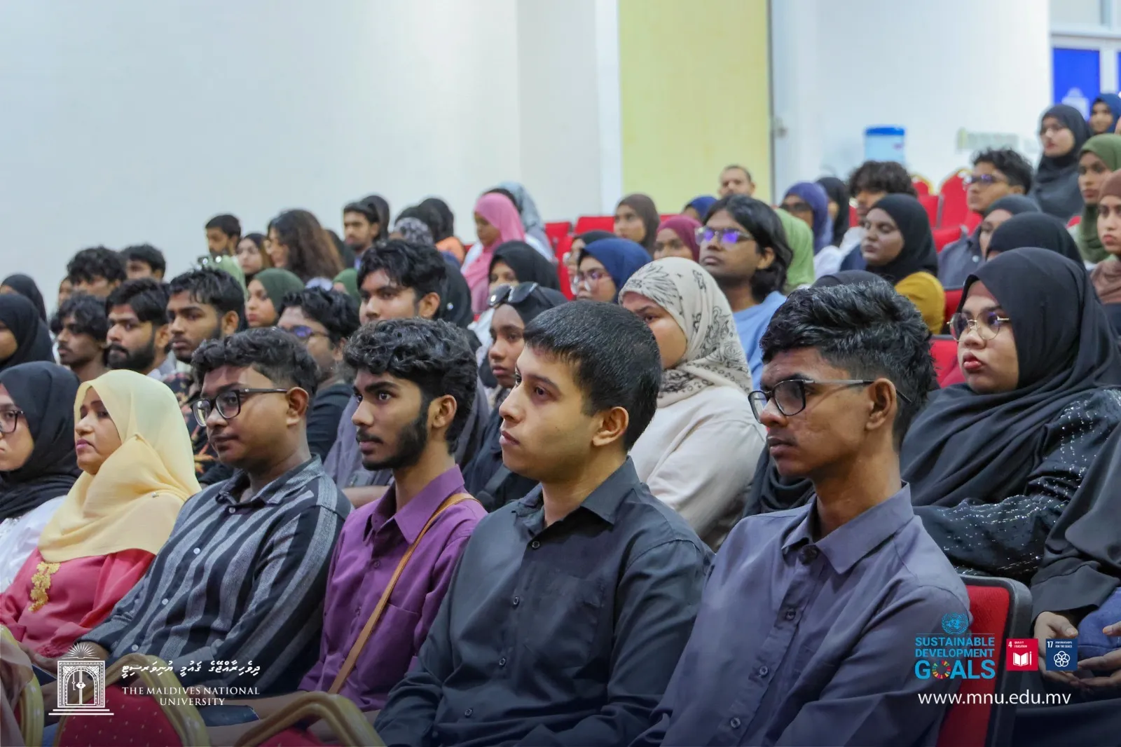 އެމްއެންޔޫގެ ދަރިވަރުން