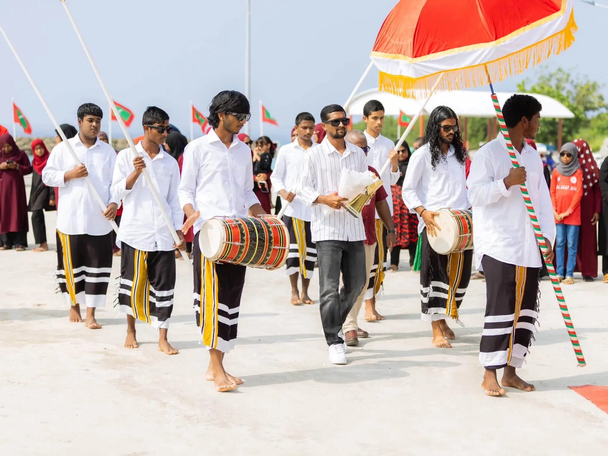 އައިހަމްއަށް މަރުހަބާ ކިޔުން 
