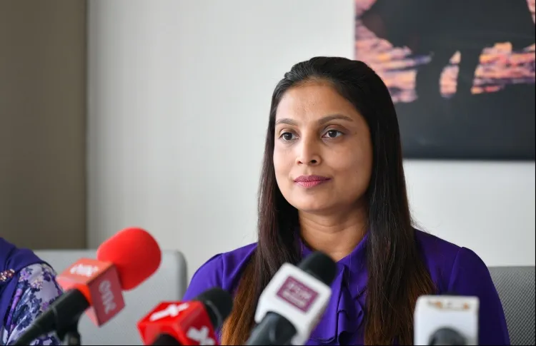 10 އަހަރުން ދަށުގެ ކުދިންނަށް ކިޔަވައިދޭއިރު މޫނު ބުރުގާ ނަގާގޮތަށް ގަވާއިދު އިސްލާހުކޮށްފި