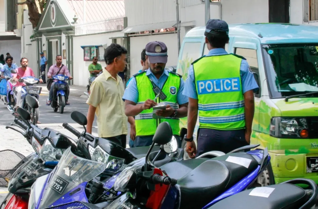 ޓްރެފިކް ޖޫރިމަނާ ނުދައްކައިފިނަމަ ދައުވާކުރަން ފޮނުވަނީ