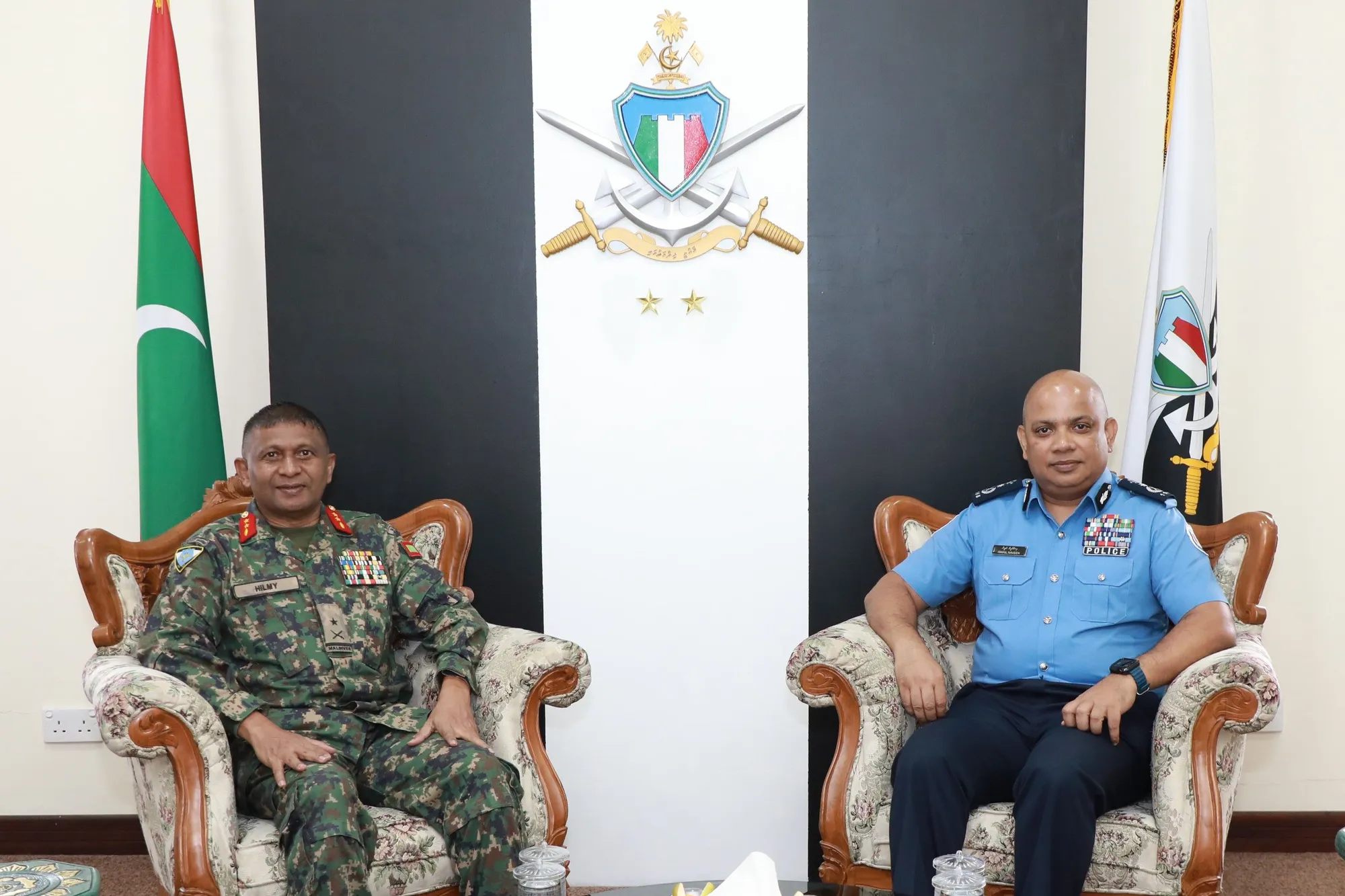 ސީޕީއާ ޗީފް އޮފް ޑިފެންސް ބައްދަލު ކުރެއްވުން -- ފޮޓޯ: ޕޮލިސް