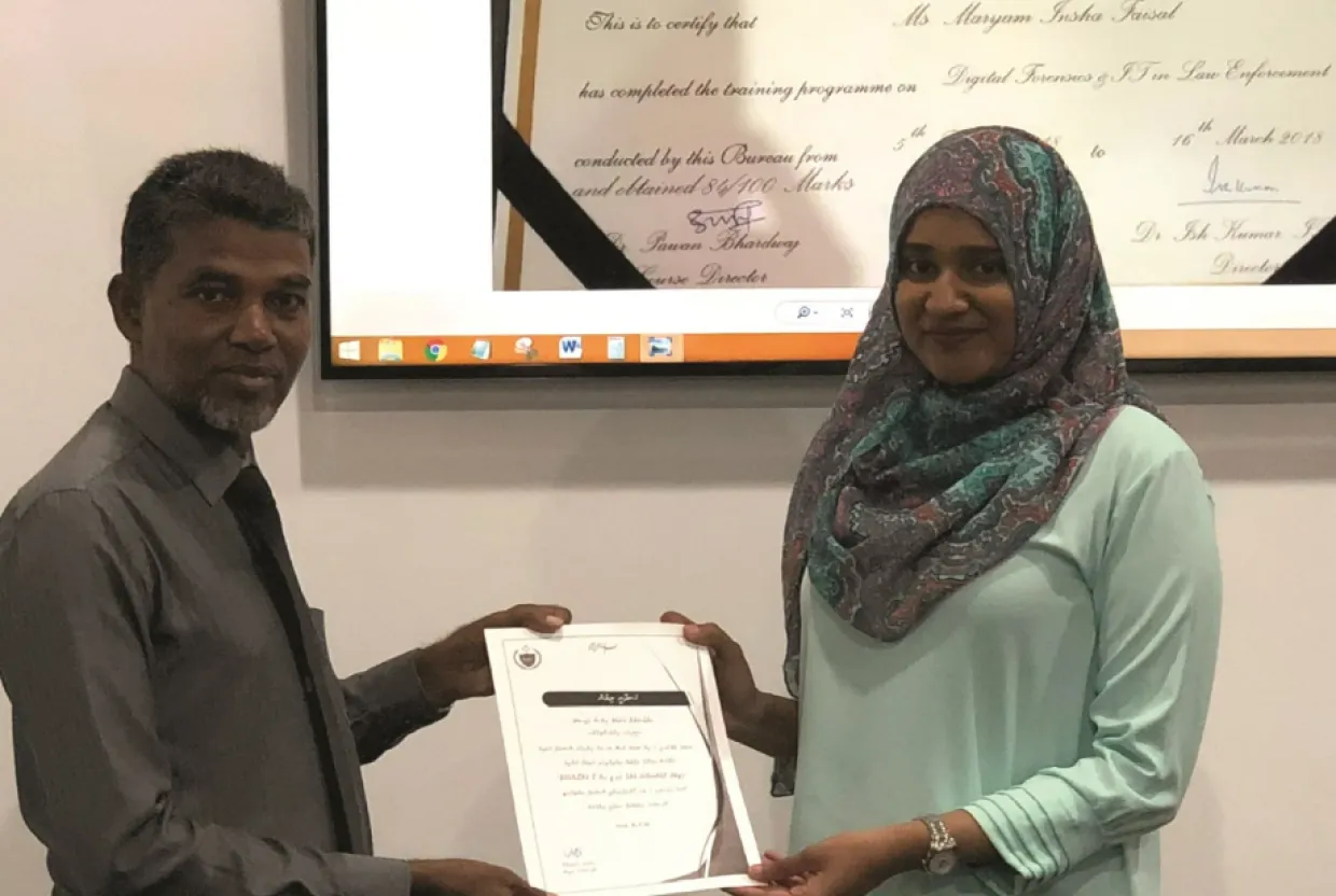 އެންއައިސީގެ މެންބަރުކަމަށް ރައީސް ނަން ފޮނުއްވި، އަލްއުސްތާޛާ މަރިޔަމް އިންޝާ ފައިސަލް: ފޮޓޯ/ އެންއައިސީ