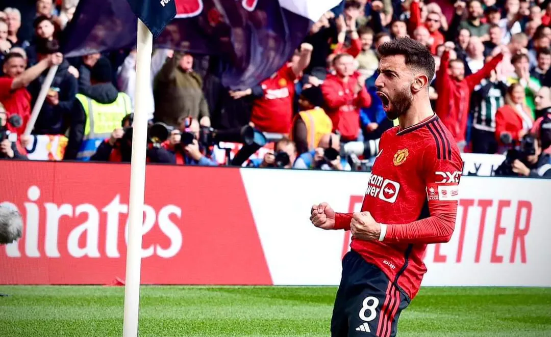 ޕެނަލްޓީގައި ކޮވެންޓްރީ ބަލިކޮށް ޔުނައިޓެޑް އެފްއޭކަޕް ފައިނަލަށް