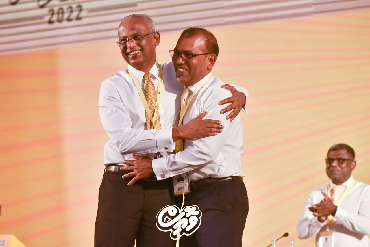 ކޯލިޝަން ހެދުމުގެ މަޝްވަރާ ރައީސް ޞާލިހު އާއެކު ކުރައްވާކަމަށް ފުރަތަަމަ ފަހަރަށް ރައީސް ނަޝީދު ވިދާޅުވެއްޖެ!