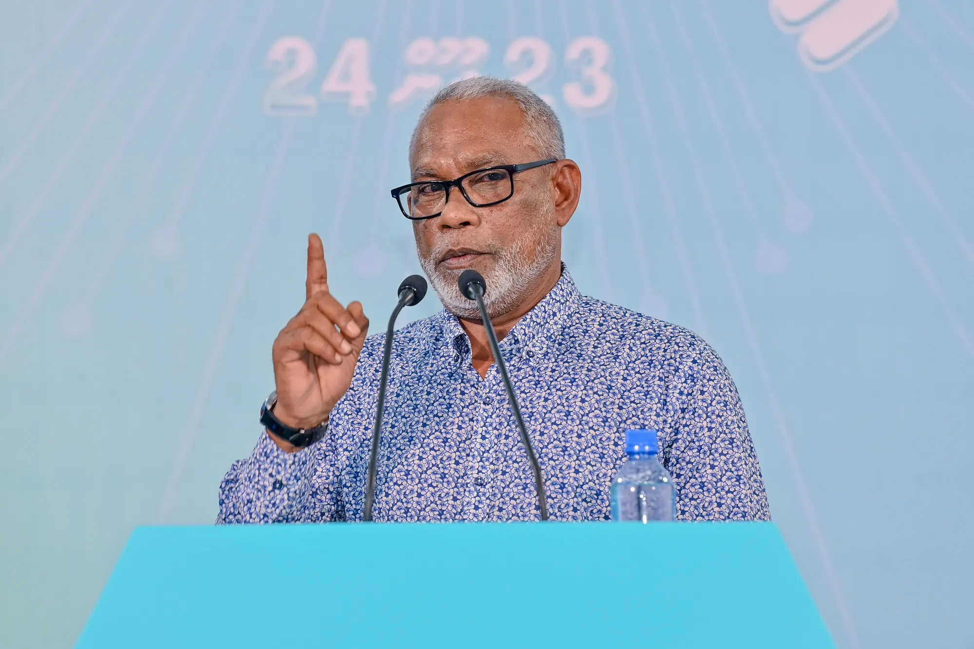 އަޅުގަނޑަށް ރައީސް ޔާމީން އެނގޭ؛ އެހެންވެ ރައީސް މުޢިއްޒަށް ޓިކެޓް ދޭން މާކުރިން ރޭވިން: އަބްދުއްރަހީމް