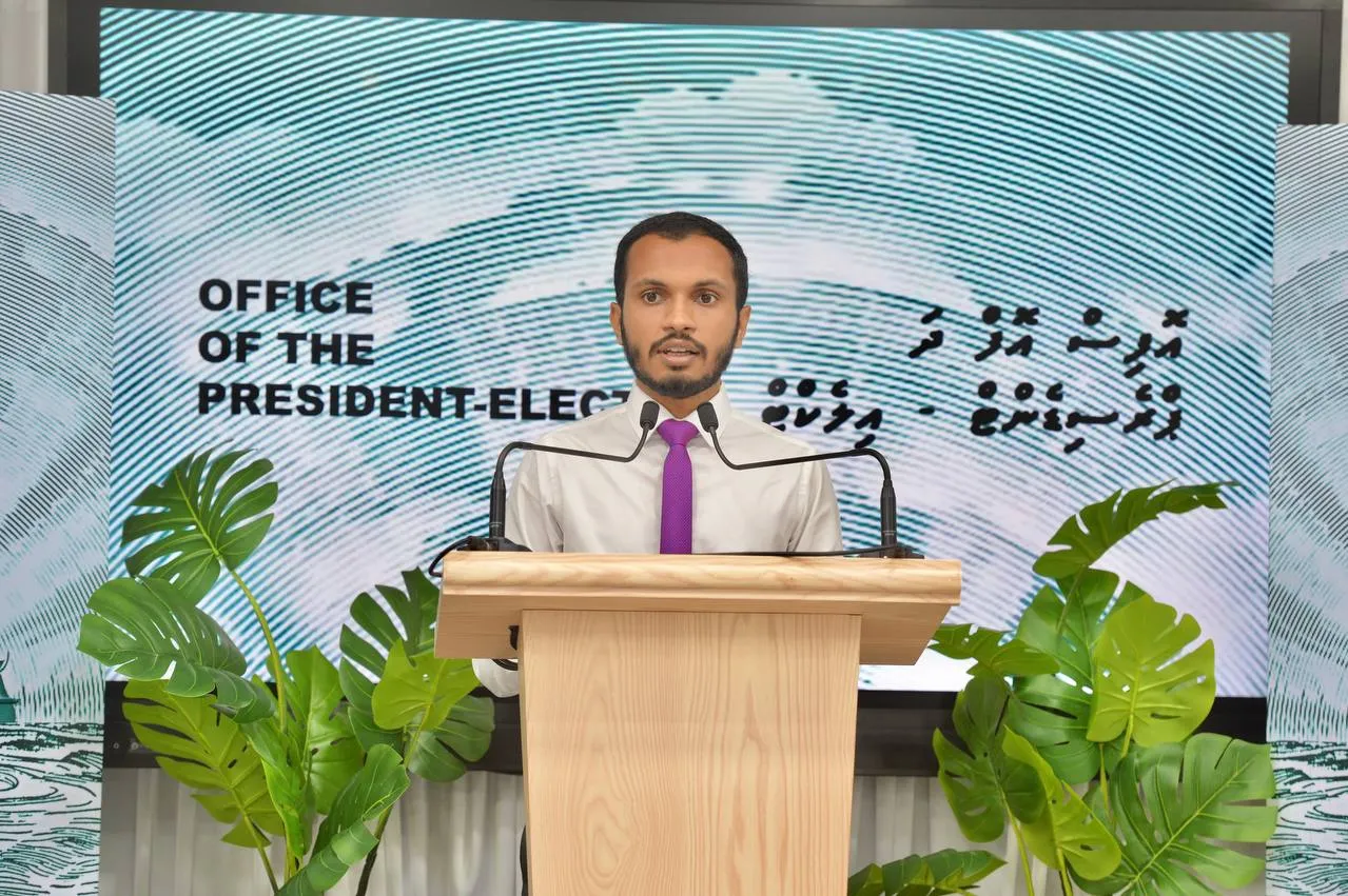 ޑރ. މުޢިއްޒުގެ ނަމުގައި ޓެލެގްރާމް މެސެޖުތަކެއް ދައުރު ކުރާތީ ސަމާލުވާން އެދިއްޖެ!