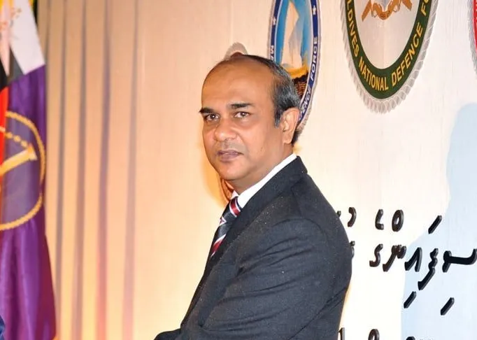 ރައީސްގެ ކުރިފުޅުމަތީ ހުތުރު ވައްތަރު ޖައްސަން ފުރުސަތު ދީގެން ނުވާނެ: މުޢިއްޒު