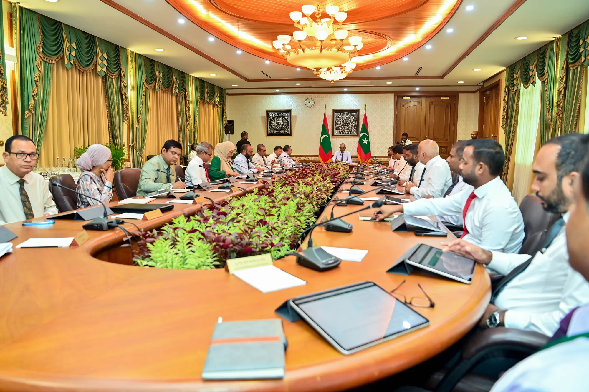 "މިނަމާޓާ ކޮންވެންޝަން އޮން މަރކިއުރީ" ތަސްދީޤުކުރަން މަޖިލީހުގެ ލަފާ ހޯދުމަށް ހުށައަޅަން ނިންމައިފި