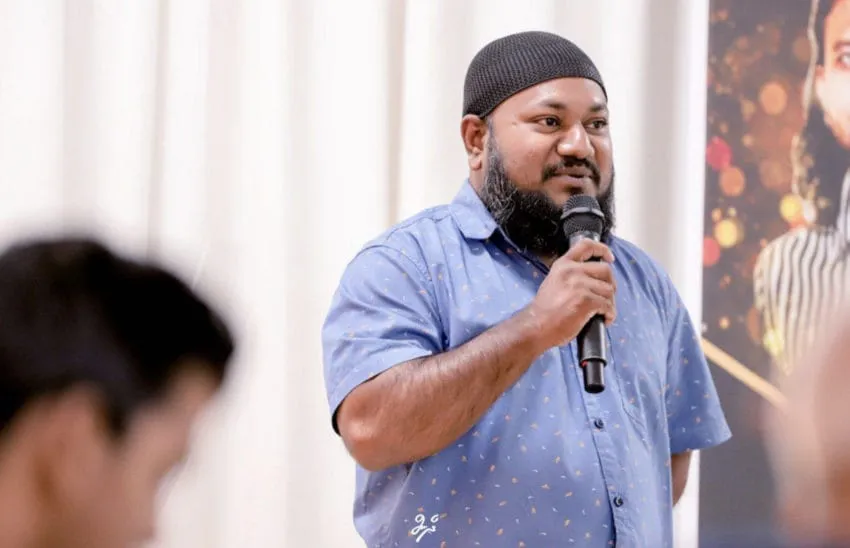 ޝެއިޚް އަލީ ޒައިދުގެ ތާއިދު ޑރ މުއިއްޒަށް