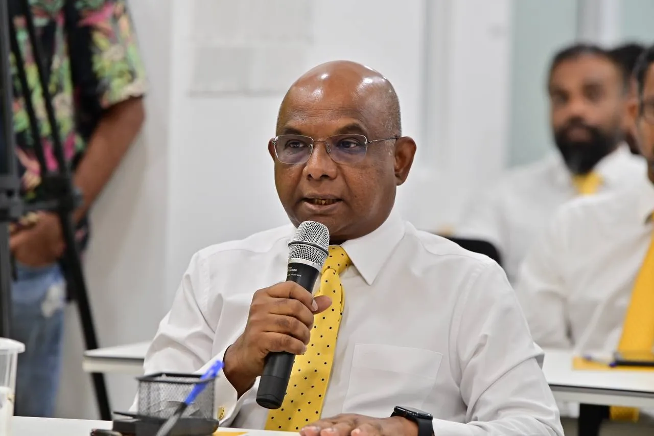އަބްދުﷲ ޝާހިދު-- ފޮޓޯ: އެމްޑީޕީ