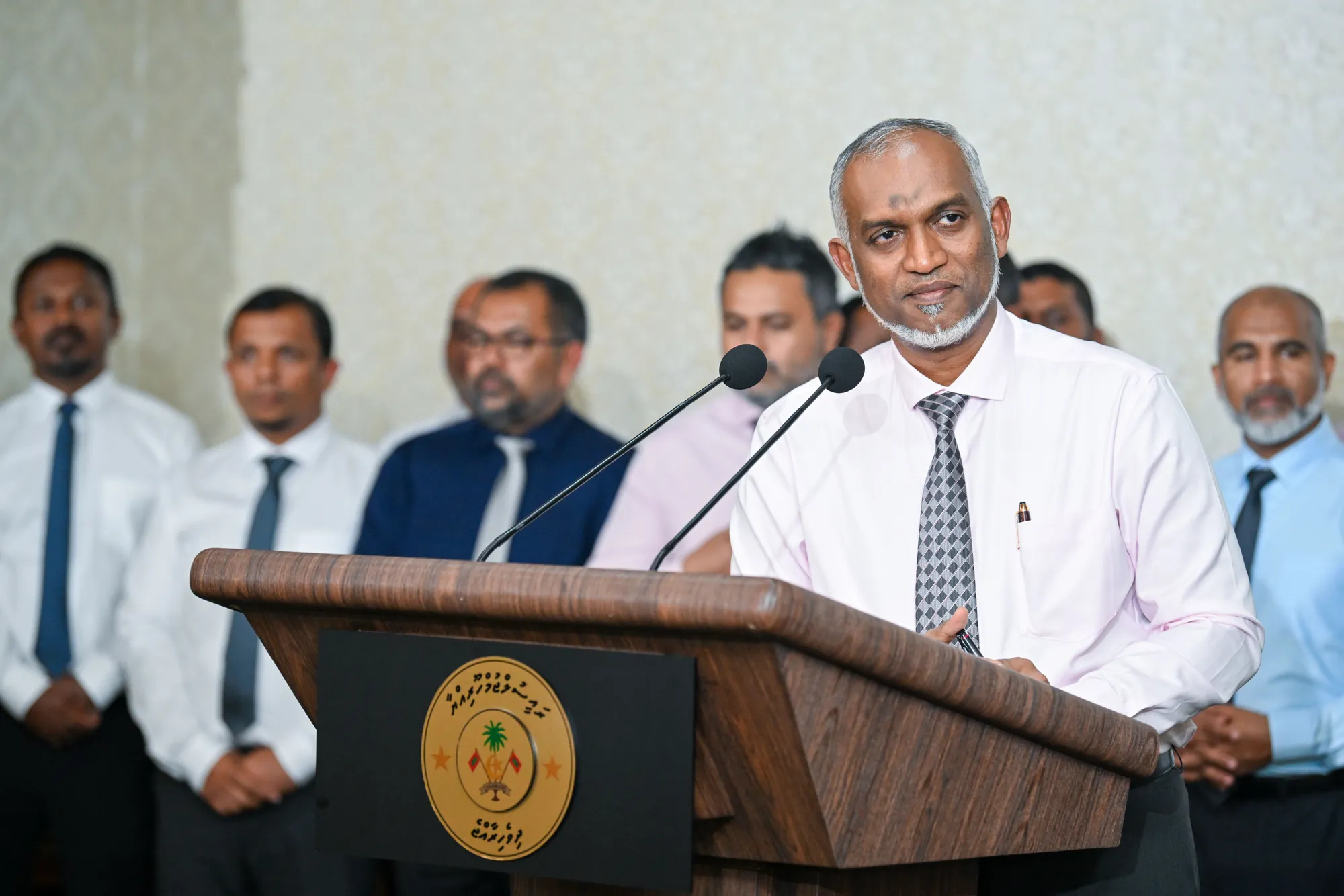 ގެޒެޓުކުރި ލިސްޓާއި އެއްގޮތަށް ގޯއްޗާއި ފްލެޓު ދޭނަން: ރައީސް މުޢިއްޒު
