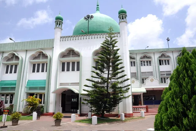 ގަމްޕަހާ ޑިސްޓްރިކްޓުގެ މިސްކިތްތައް ތަރައްޤީކުރުމަށް ސްރީލަންކާ ސަރުކާރުން 10 މިލިއަން ރުޕީސް ދެނީ