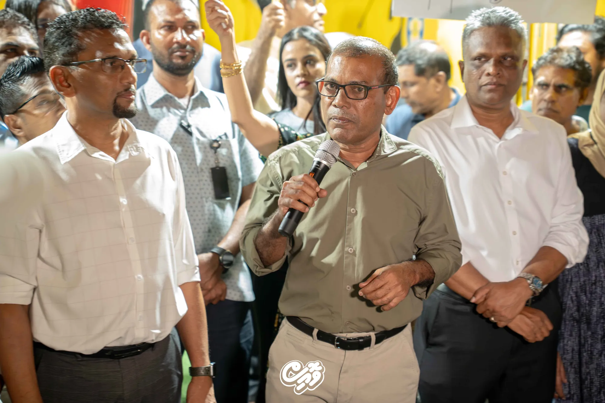 އެމްޑީޕީގެ އެތެރޭގެ އިންތިހާބު ބޭއްވުމަށް ރައީސް ނަޝީދުގެ ޓީމުން ފައިސާ އެއްކުރަން ފަށައިފި