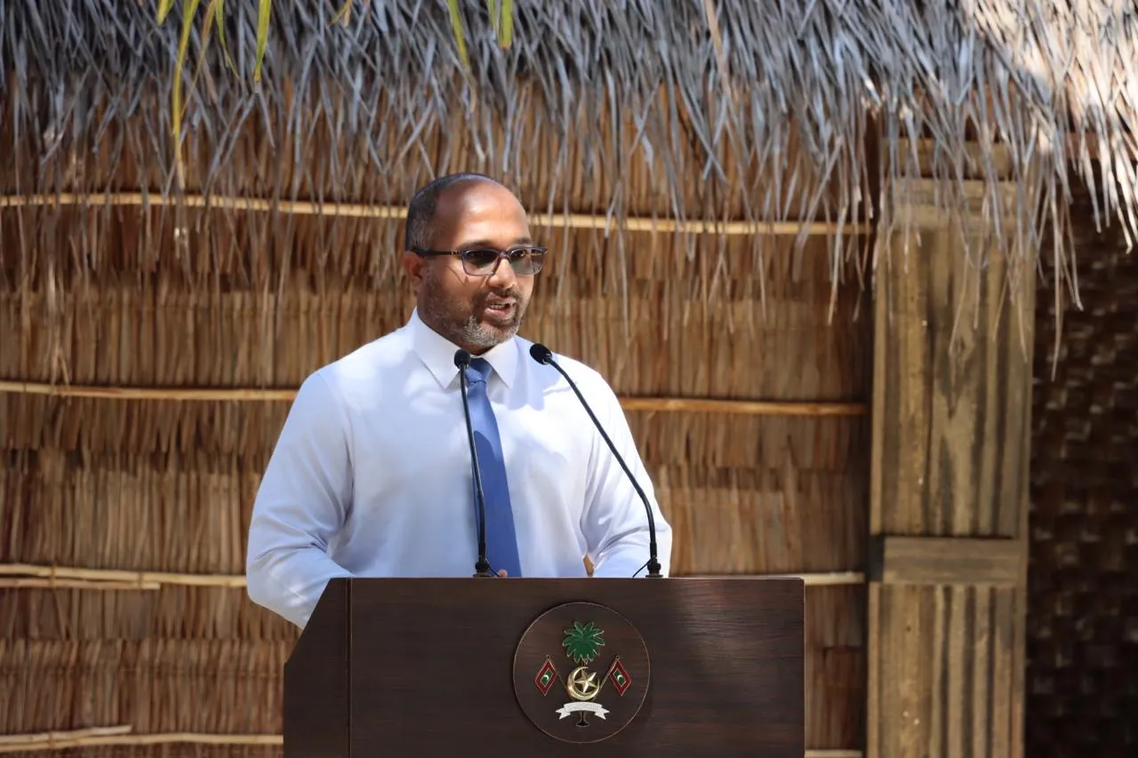 ދާޚިލީ ސަލާމަތާ ފަންނިއްޔާތާ ބެހޭ ވުޒާރާގެ ވަޒީރު ޢަލީ އިޙްސާން:ފޮޓޯ/ ދާޚިލީ ސަލާމަތާ ބެހޭ ވުޒާރާ