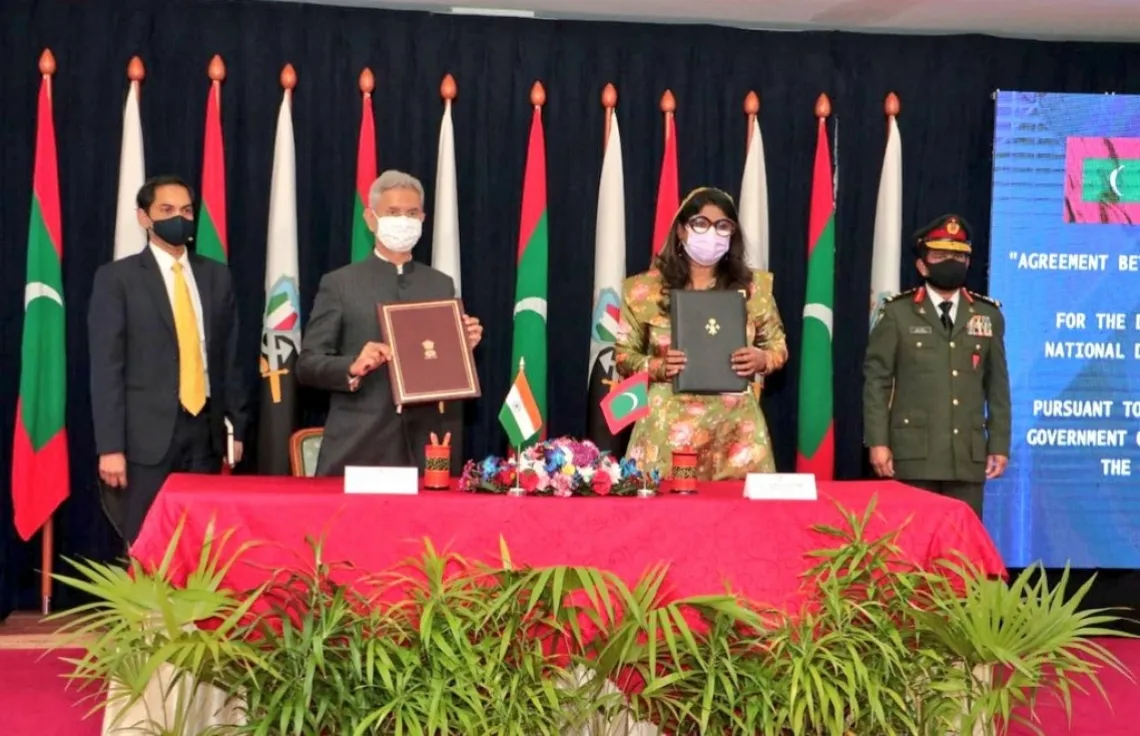 After signing the agreement for the development of North Thilafala today, a photo is being taken with the agreement