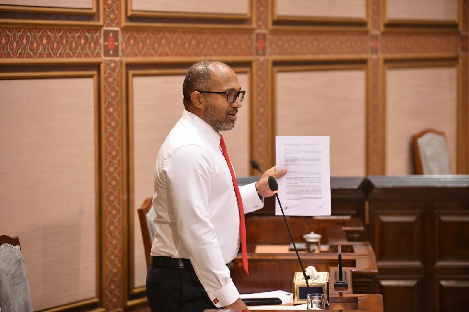 މަޖިލީހުގެ މިއަދުގެ ޖަލްސާގެ ތެރެއިން: ފޮޓޯ/ މަޖިލިސް