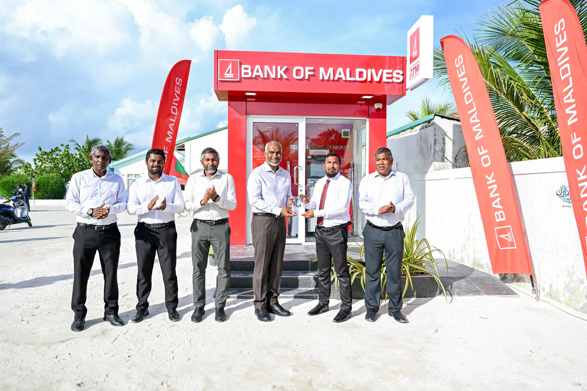 ބީއެމްއެލުން ތ.އަތޮޅުގެ މީހުން ދިރިއުޅޭ ހުރިހާ ރަށަކަށް އޭޓީއެމްގެ ހިދުމަތްދޭން ފަށައިފި